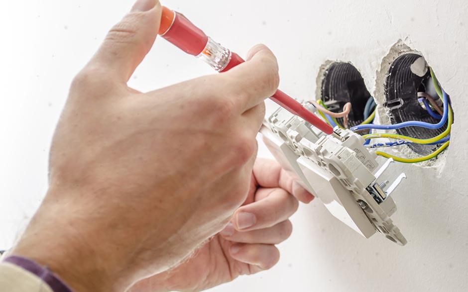 électricien de maintenance Thomery
